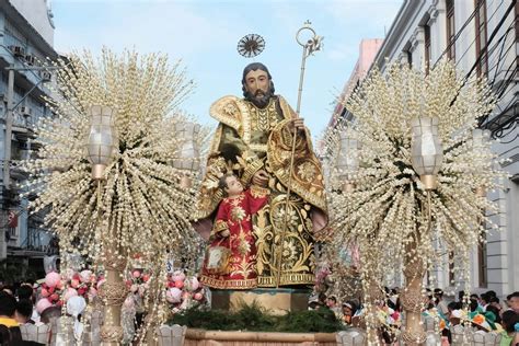 A first in PH: Parañaque bishop grants coronation to .